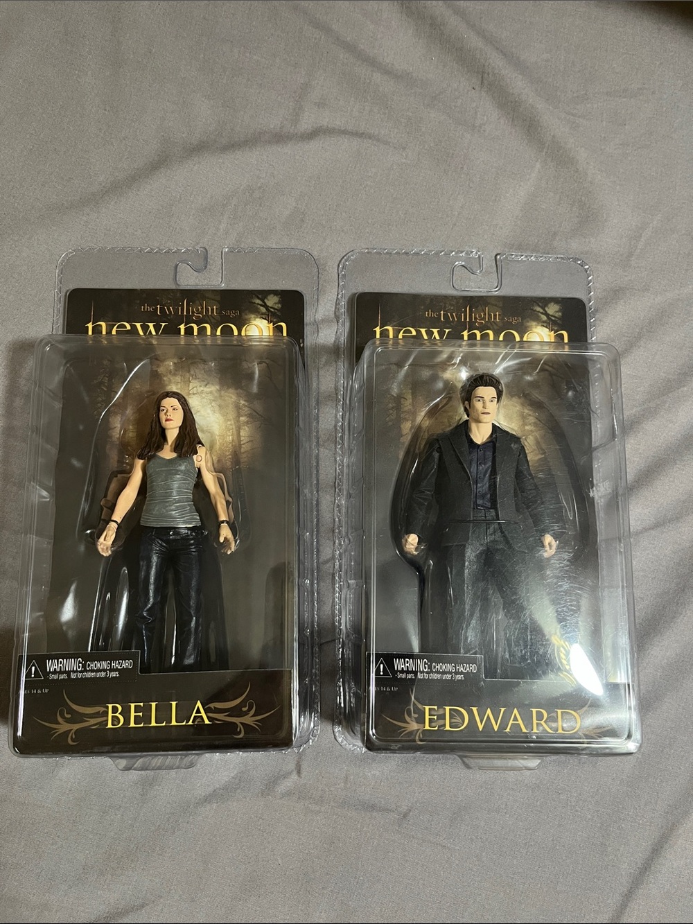 Twilight/New Moon Bella & Edward Action Figure Set